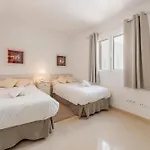 Sea Two Apartman *